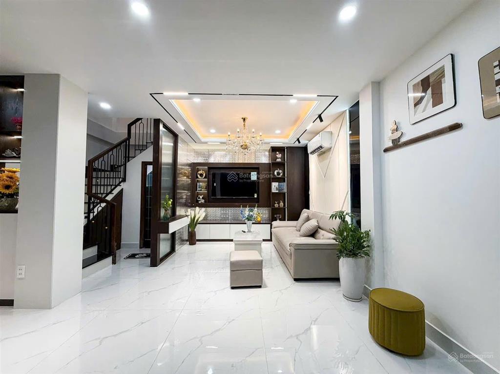 Nhà hẻm vf3 thích quảng đức quận bình thạnh gần phan xích long, chợ bà chiểu.  0908 120 ***