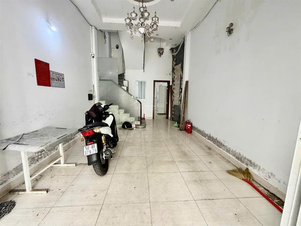 Bán nhà mặt tiền nguyễn thượng hiền, phường bình thạnh, tp.hcm  5 tầng, 8pn, chỉ 8.55 tỷ