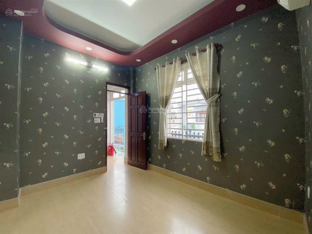 Bán gấp nhà trang long p. 12, q. bình thạnh. giá 5 tỷ 5 có thương lượng.  0908 120 ***