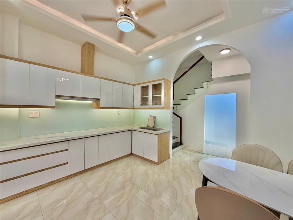 Nhà đẹp full nội thất  hẻm thông lê văn sỹ & huỳnh văn bánh, phú nhuận