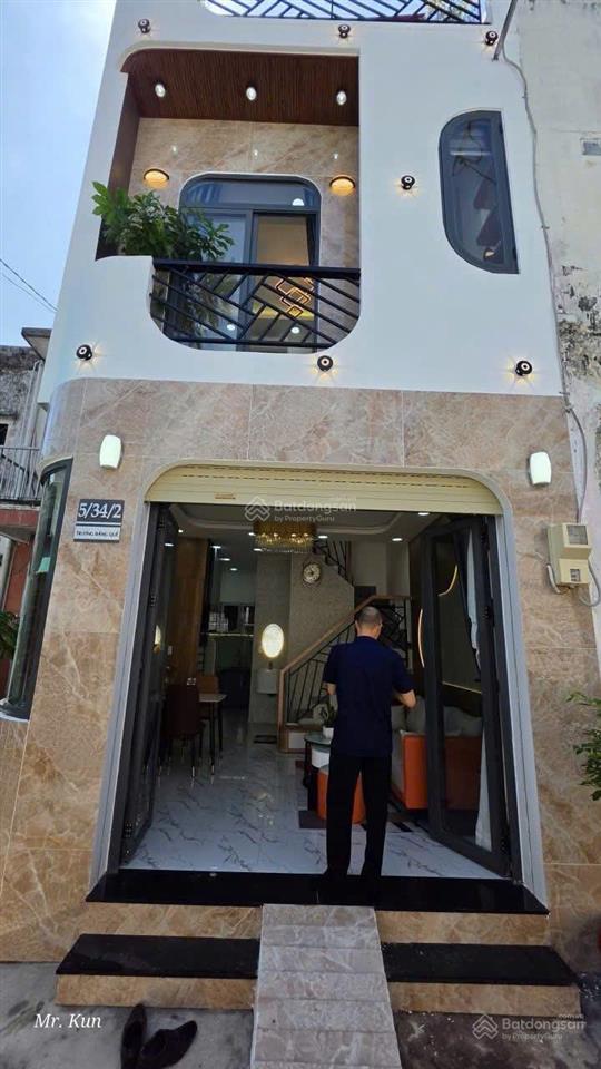 Bán nhà góc 2 mặt hẻm đường trương đăng quế gò vấp giá 5,65 tỷ.  út nhỏ 0908 120 ***