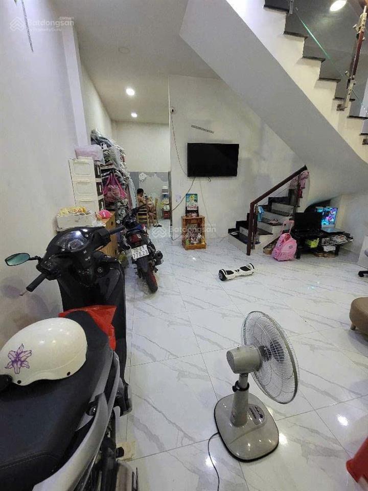 Nhà hoàng hoa thám, phường phú nhuận ngang 5,2m hiếm 1 lầu đúc chỉ 6,5 tỷ
