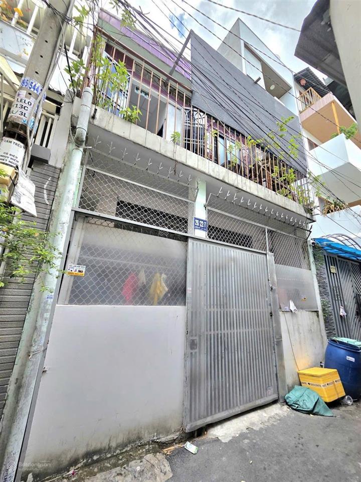 Chỉ đầu tư hơn 5 tỷ. có ngay nhà đầu tư khủng.
75.4m² 9 phòng. thu nhập 30 triệu/tháng. gần sân bay