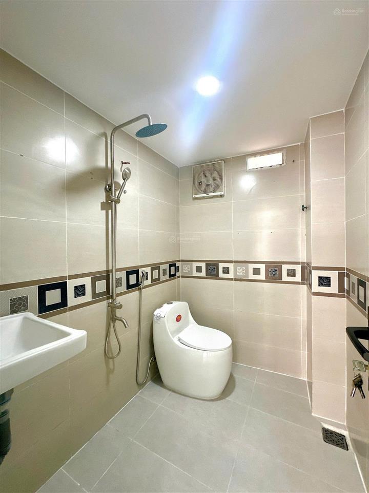 Nhà 3 tầng phan xích long gần sân bay tân sơn nhất giá 5,3 tỷ tl