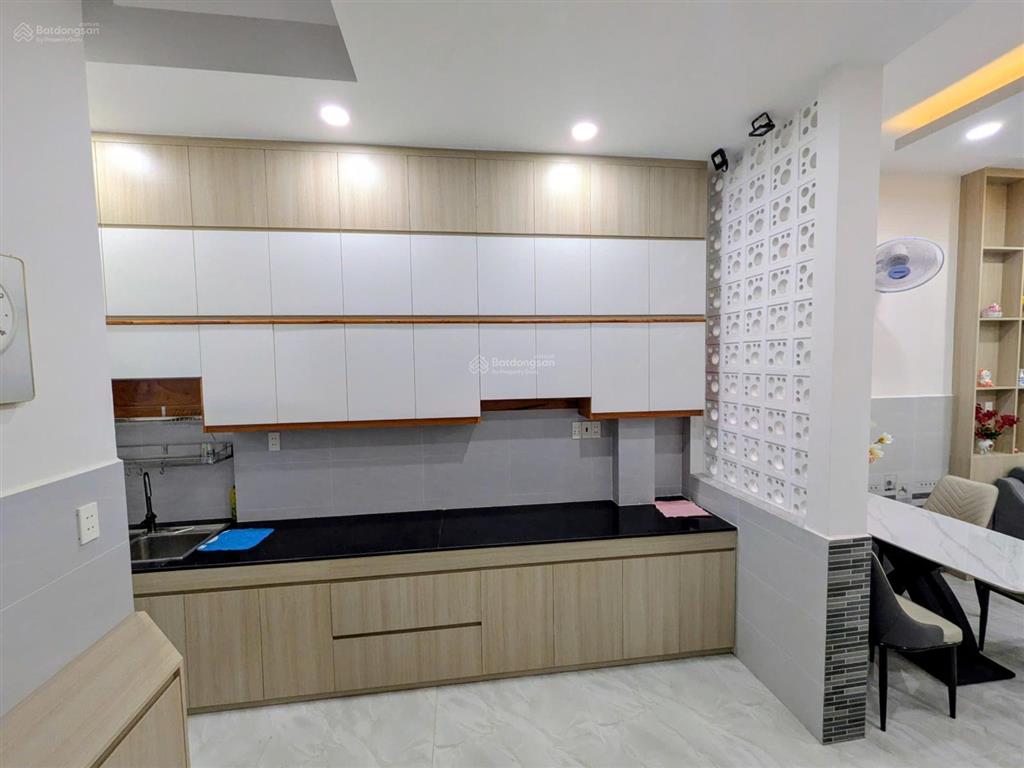 Bán nhà mặt tiền phường gò vấp (p.4 cũ) 4.3 x 12m full nội thất giá 7.6 tỷ thương lượng