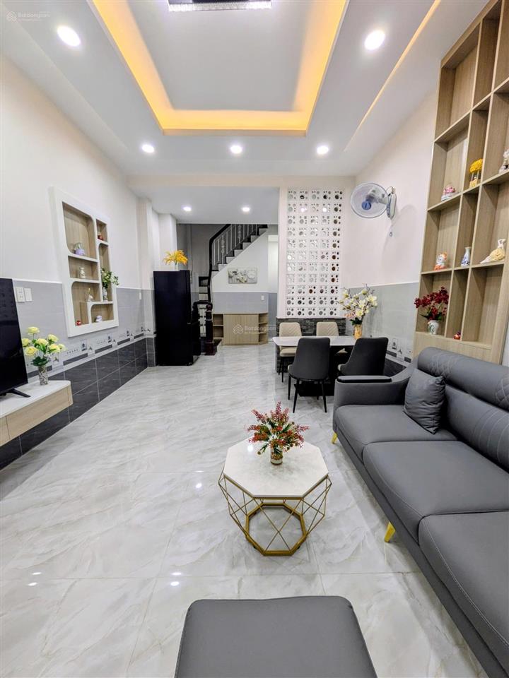 Nhà mặt tiền hẻm  gò vấp  4,3m x 12m  3pn  full nội thất  7,9 tỷ
