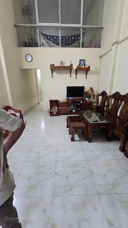 Bán nhà hẻm 638 lê trọng tấn, bhh, 4x14m, có cấp 4 lửng 2pn2wc, vị trí gần chợ phạm đăng giảng