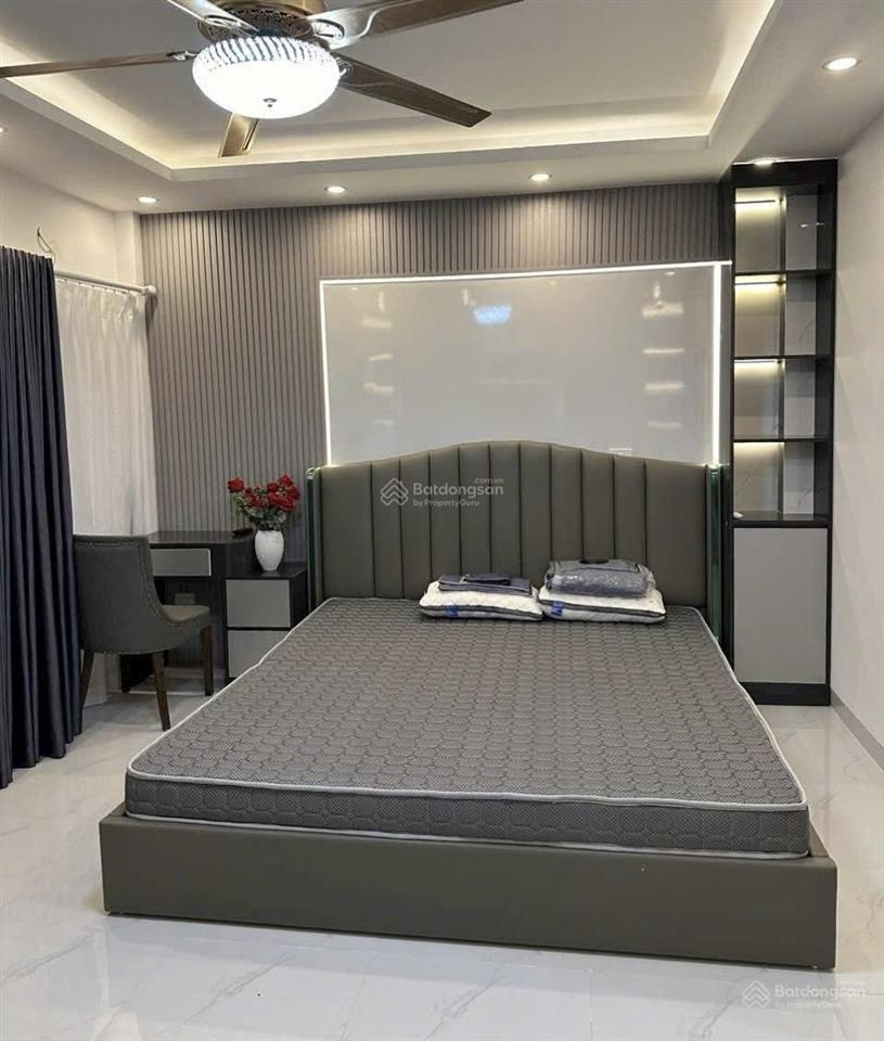 E tuấn bác sĩ gửi bán nhà 50m23,5 tầng tại trung tâm làng tó  tả thanh oai ( cầu tó )