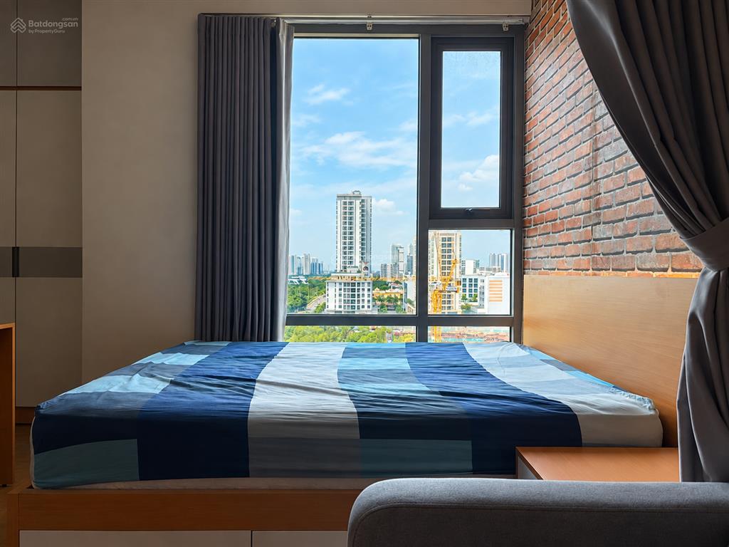 Cho thuê căn hộ studio  35m2  golden king  trung tâm phú mỹ hưng, quận 7