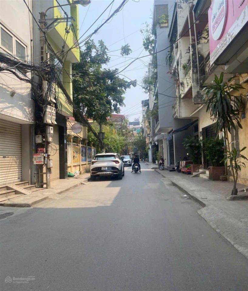 Nhà long biên, mới toanh, 48m2 thang máy, chỉ hơn 8tỷ