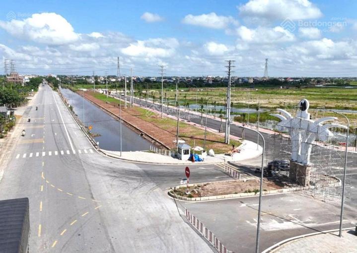 Chủ cụm tân thịnh  5000 m. tổng 50 ha. chia nhỏ theo nhu cầu. giá tốt. đất trả 1 lần