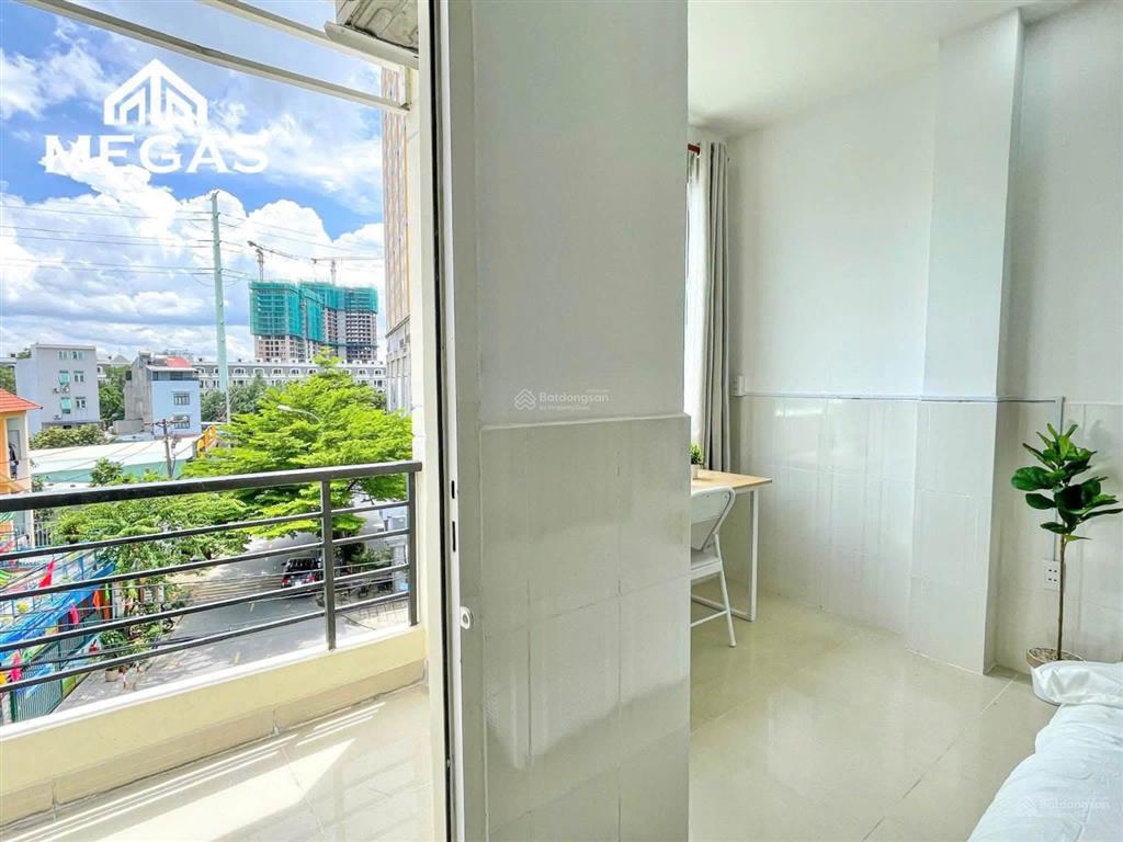 Siêu phẩm  phòng ban công ngay nguyễn thị định quận 2  có thể ở ngay