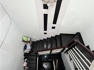 Nguyễn thị tần quận 8  nhà đẹp 4 tầng còn mới tinh  4pn 4wc, sân thượng trước sau