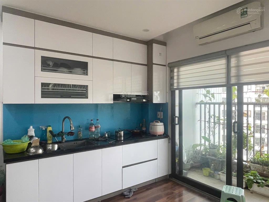 Chính chủ cần bán gấp căn 2 ngủ 65m2 giá 4tỉ 9 bao sổ .nhà đầy đủ đồ .a c quan tâm ib e