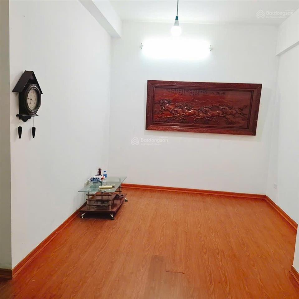 Chính chủ cần bán căn 2 ngủ kdt hồng hà nhà ở có sổ