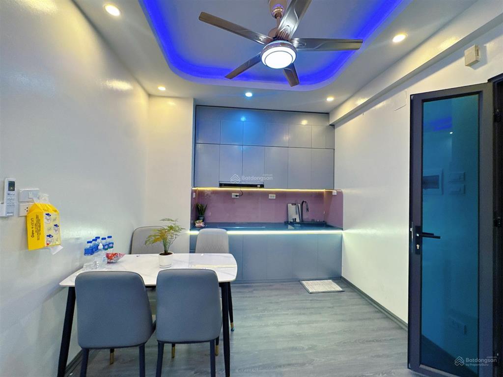 Chính chủ cần bán gấp căn 2 ngủ kđt hồng hà nhà ở có sổ full đồ