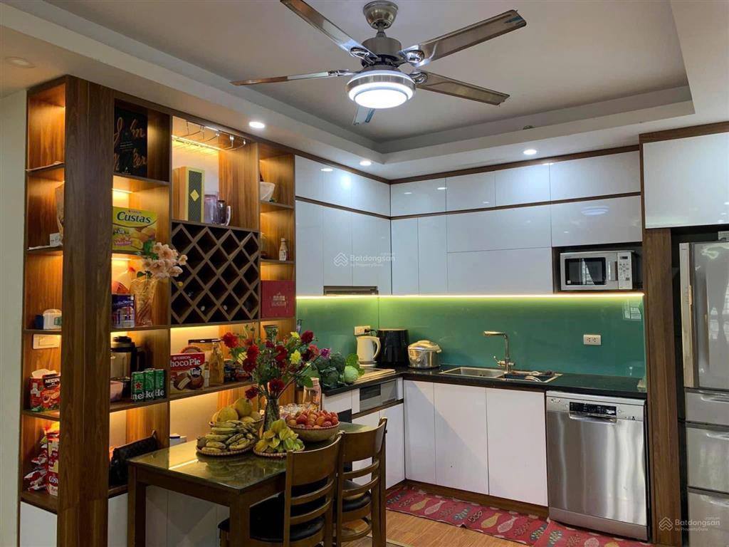 Cần bán gấp căn 2 ngủ khu đô thị hồng hà nhà có sổ full đồ giá 3ti7 bao sổ