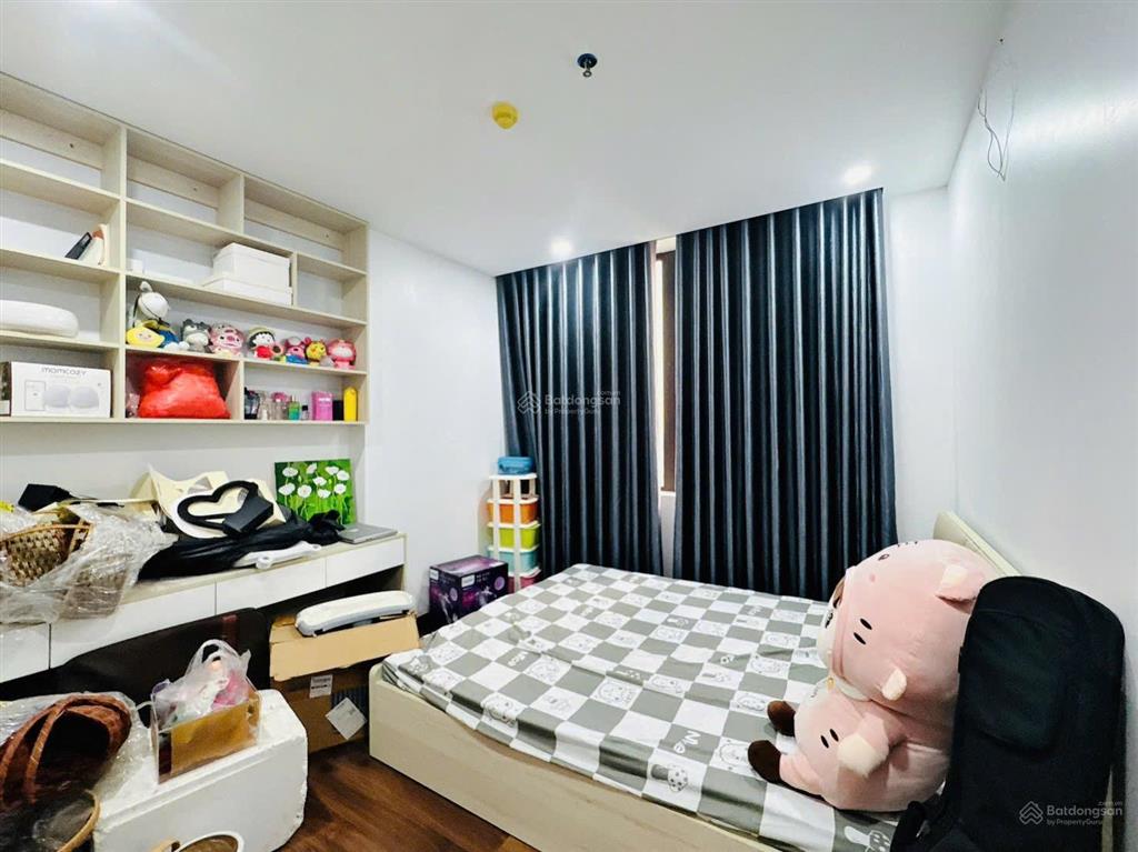 Chính chủ cần bán gấp căn 3 ngủ dt 96m2 nhà ở có sổ full đồ. giá 7ti5. a c quan tâm ib e.