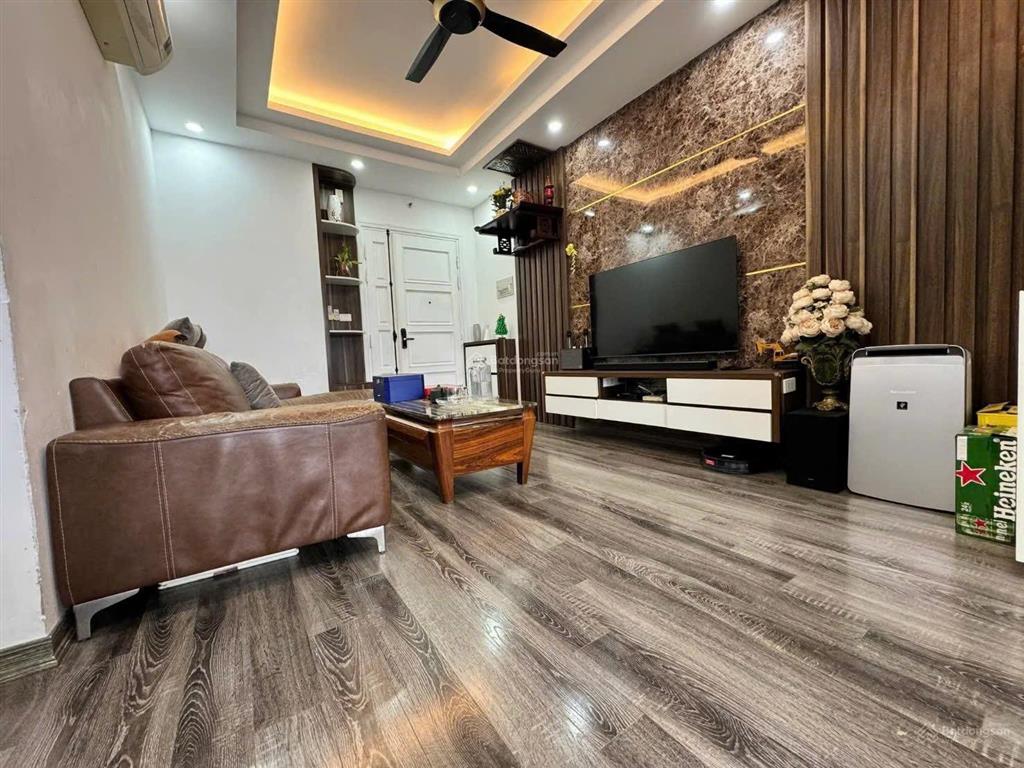 Cần bán gấp căn hộ tứ hiệp plaza thanh trì, nhà ở có sổ có đồ. a c quan tâm ib e. 0973 767 ***