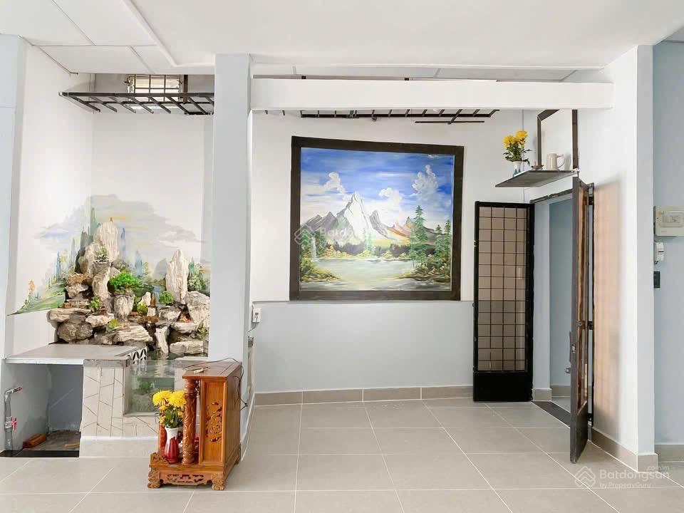 Cho thuê nhà  kho  xưởng may đông hưng thuận q12