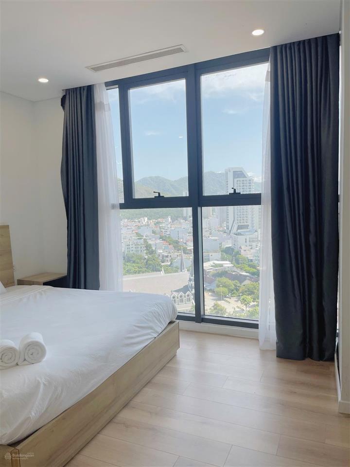 Căn hộ sceinabay 2 phòng ngủ view biển hiếm giá chỉ 6 tỷ 800 triệu