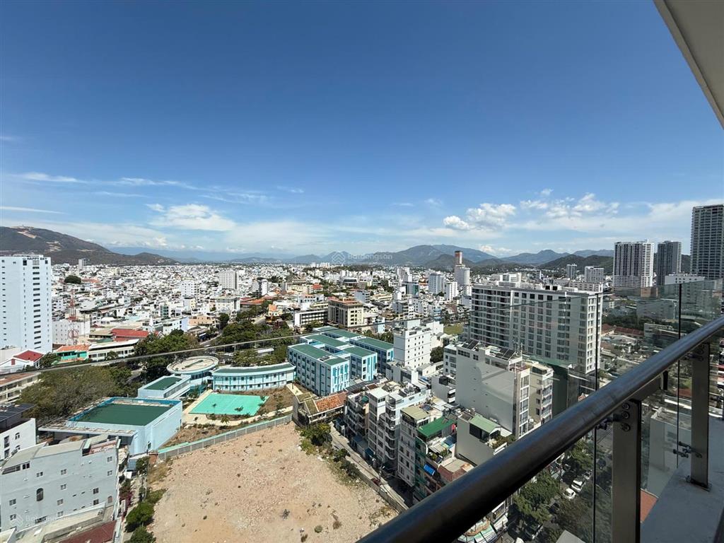 Căn hộ 1pn giá siêu hời tại ariyana smart condotel nha trang, 4,1 tỷ, 65m2
