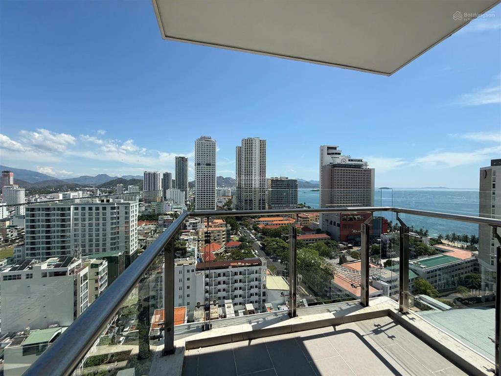 Căn hộ 1pn giá siêu hời tại ariyana smart condotel nha trang, 4,1 tỷ, 65m2