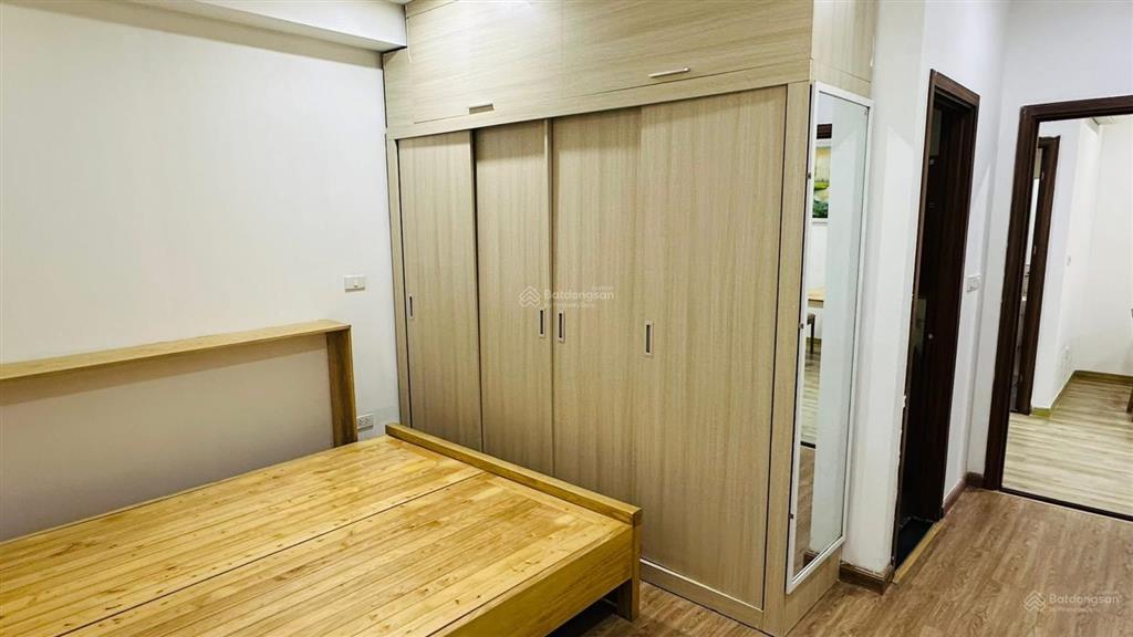 Bán căn hộ 2 ngủ 2 vệ sinh giá chỉ ngoài 4 tỷ rẻ nhất khu chủ cần bán gấp