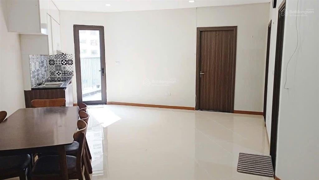 Bán gấp căn 2 phòng ngủ 70 m2 giá chỉ 3.9 tỷ