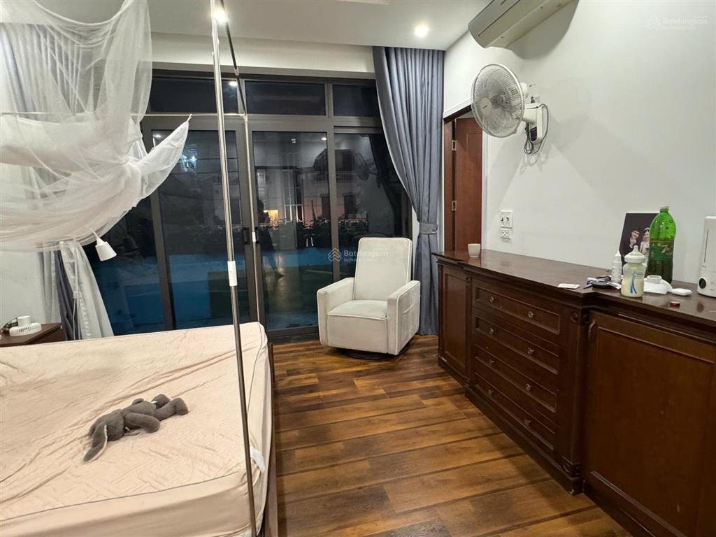 Mình chính chủ bán căn hộ kđt mới đại kim  định công, diện tích 120m², full nội thất, ở được ngay