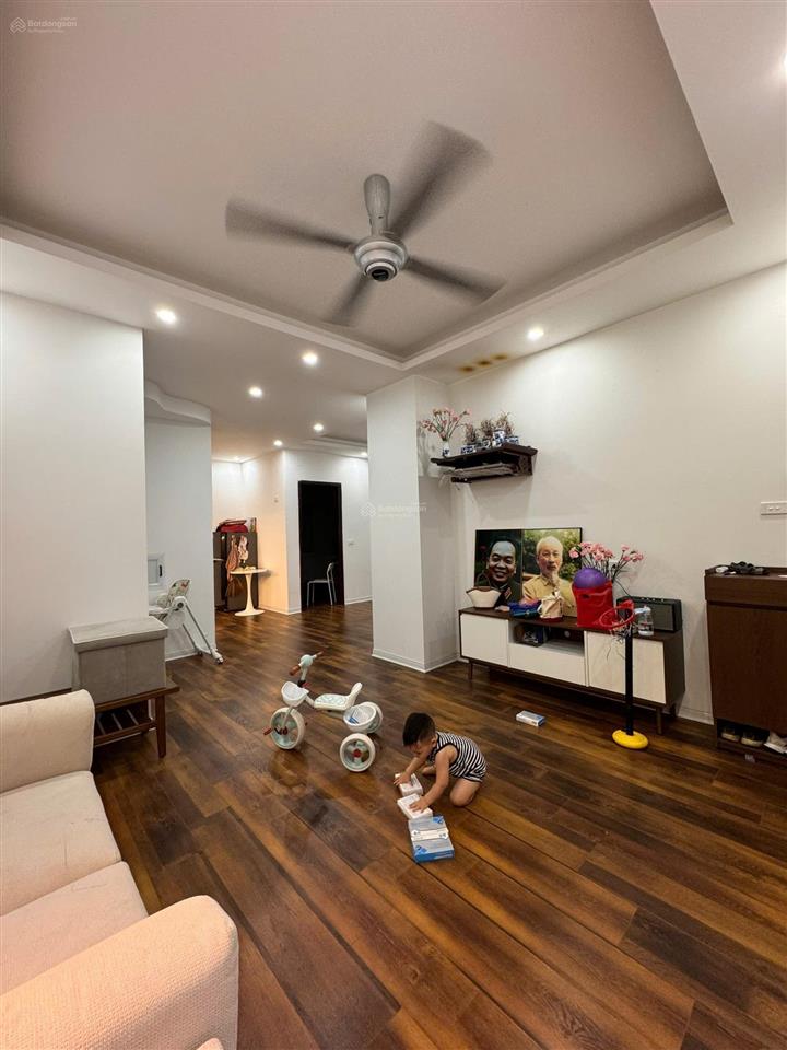 Mình chính chủ bán căn hộ kđt mới đại kim  định công, diện tích 120m², full nội thất, ở được ngay