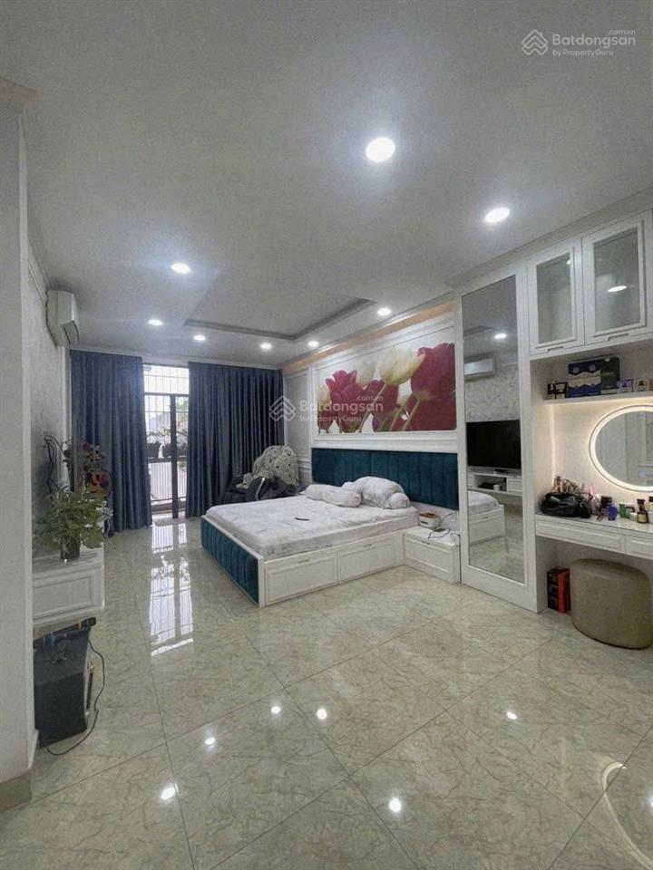 Xe hơi tới cửa kdc cao cấp kiều đàm, quận 7, 88m², 5 tầng hiện đại, full nội thất. chỉ 12 tỷ....