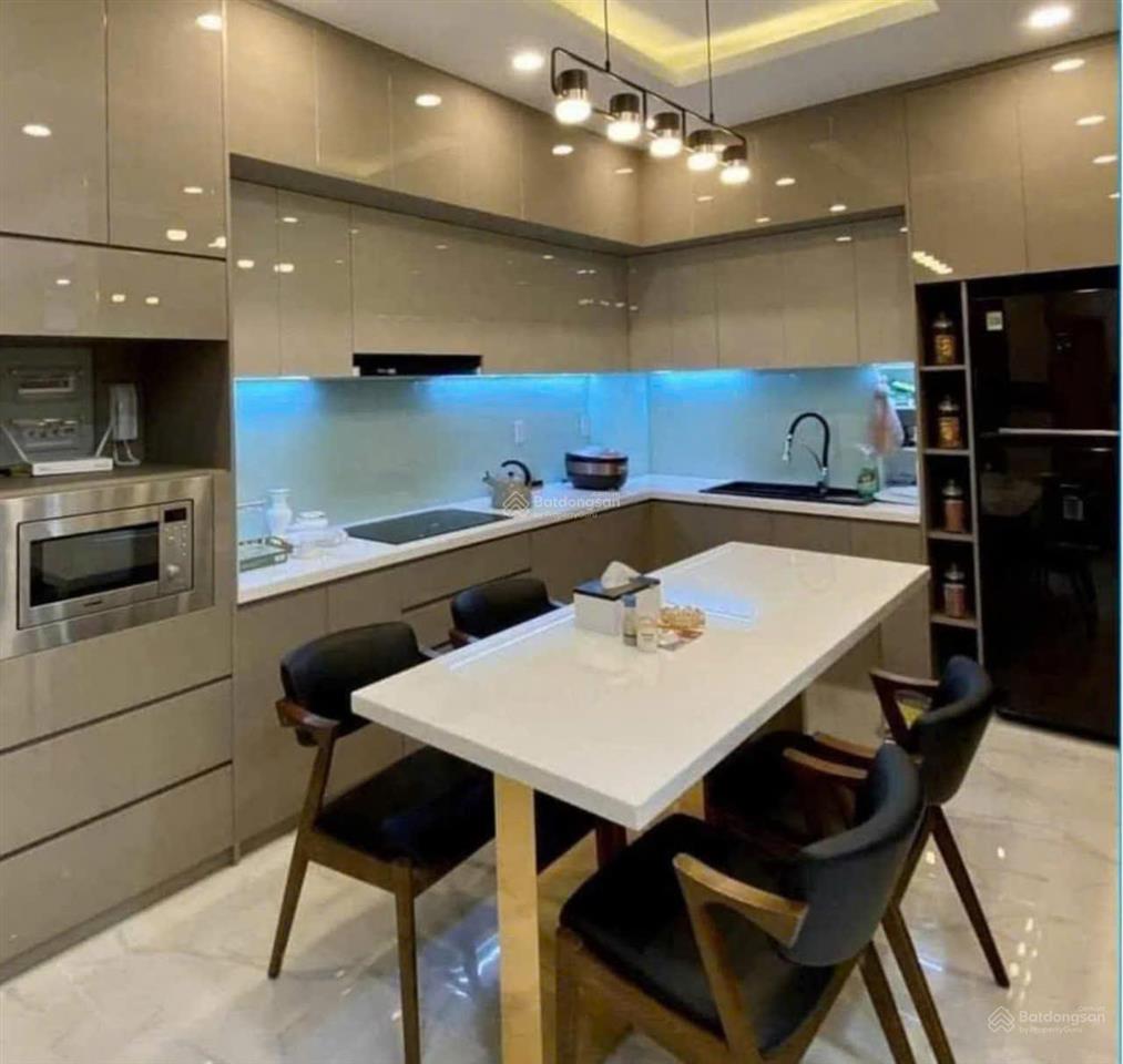 Hxh xe hơi ngủ trong nhà kdc phú mỹ, quận 7, 4tầng thiết kế, full nội thất sang xịn. nhỉnh nhẹ 7tỷ