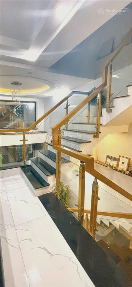 Hxh xe hơi ngủ trong nhà kdc phú mỹ, quận 7, 4tầng thiết kế, full nội thất sang xịn. nhỉnh nhẹ 7tỷ