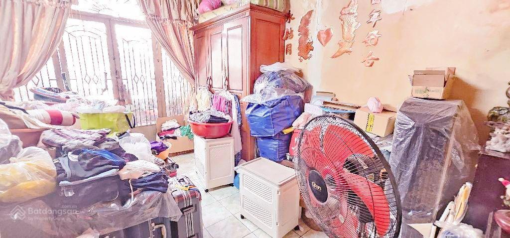 Ngay vòng xoay cây gõ hẻm 10m thông  45m