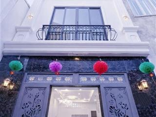 Nhà mới đẹp sát trường chinh kế khu bàu cát ngang lớn 4,5m xây 4 tầng btct với 4pn hẻm 4m