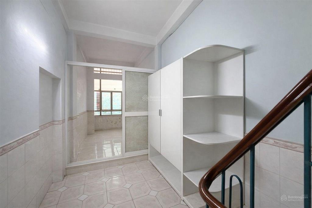 Hòa hảo  lý nam đế nhà 3 tâng btct với 3pn