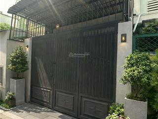 Âu co  lạc long quan sát mặt tiền ngang 4 dài 15 gần chợ