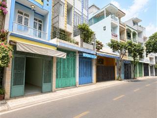 Giáp 3/2 mặt tiền kinh doanh đa ngành nghề  40m  kết cấu 4 tâng btct với 4pn