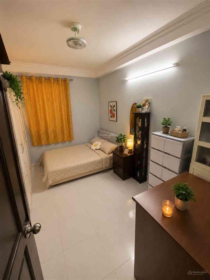 Nguyễn tiểu la nhà đẹp 4 tầng btct với 3pn hẻm xe hơi