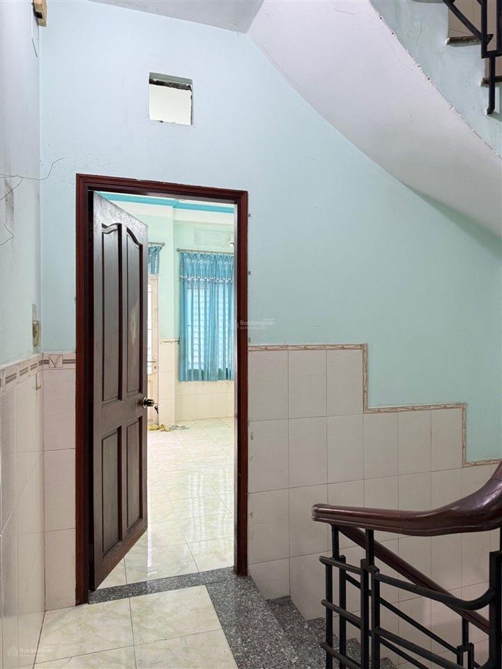 Mặt tiền kinh doanh sát chợ phú thọ nhà 4 tầng  đường 10m * vừa ở vừa kinh doanh