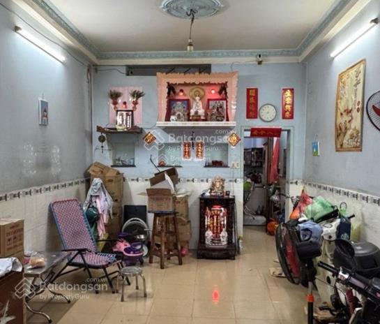Nguyễn chí thanh * đh y dược hẻm thông thoáng ngang 4 dài 16 xây 3 tầng