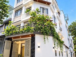 Hẻm xe hơi q10 250m | 5 tầng | ngang 5m dài 10m. chỉ sơn phết nhẹ, ở ngay.