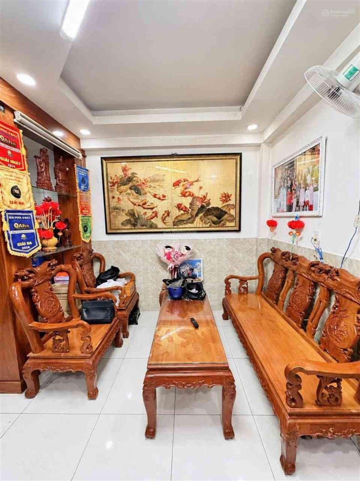Hẻm xe hơi q10 250m | 5 tầng | ngang 5m dài 10m. chỉ sơn phết nhẹ, ở ngay.