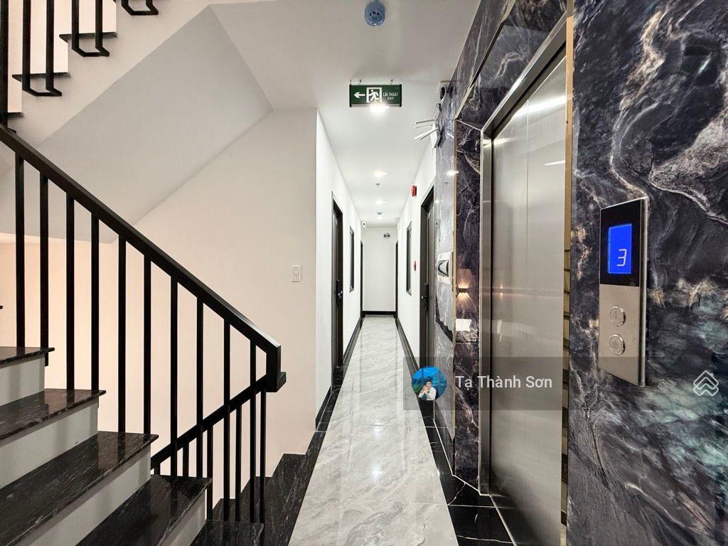 Toà chdv ngay đh hutech, sp kỹ thuật hcm 30phòng cho thuê 200tr/tháng, đầy đủ pccc,... 31,8tỷ tl