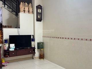 Đối diện chung cư garden ngô tất tốnhà 95m sổ nở hậu ngang 6m chủ gấp bán.