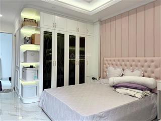 Khuvip huỳnh văn bánh phan đình phùng phú nhuận3 tầnghẻm xe hơi