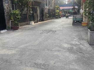 Bán đất tặng nhà. hẻm xe hơi, xây mới chdv 5 tầng, chủ gấp bán