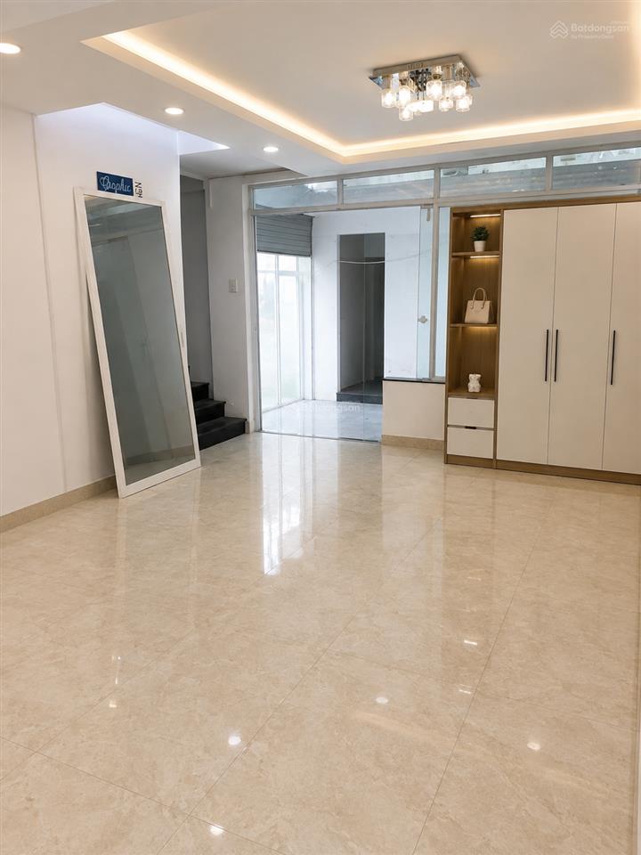 Bán nhà 3 tầng  140m2 hẻm xe tải nguyễn cửu vân, bình thạnh  giáp quận 1