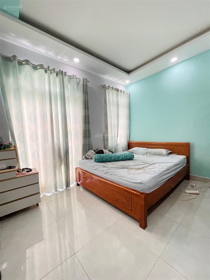 Gần khu d  bình thạnh  dt 85m2  hxh  xây mới 8 tầng  chỉ hơn 12 t